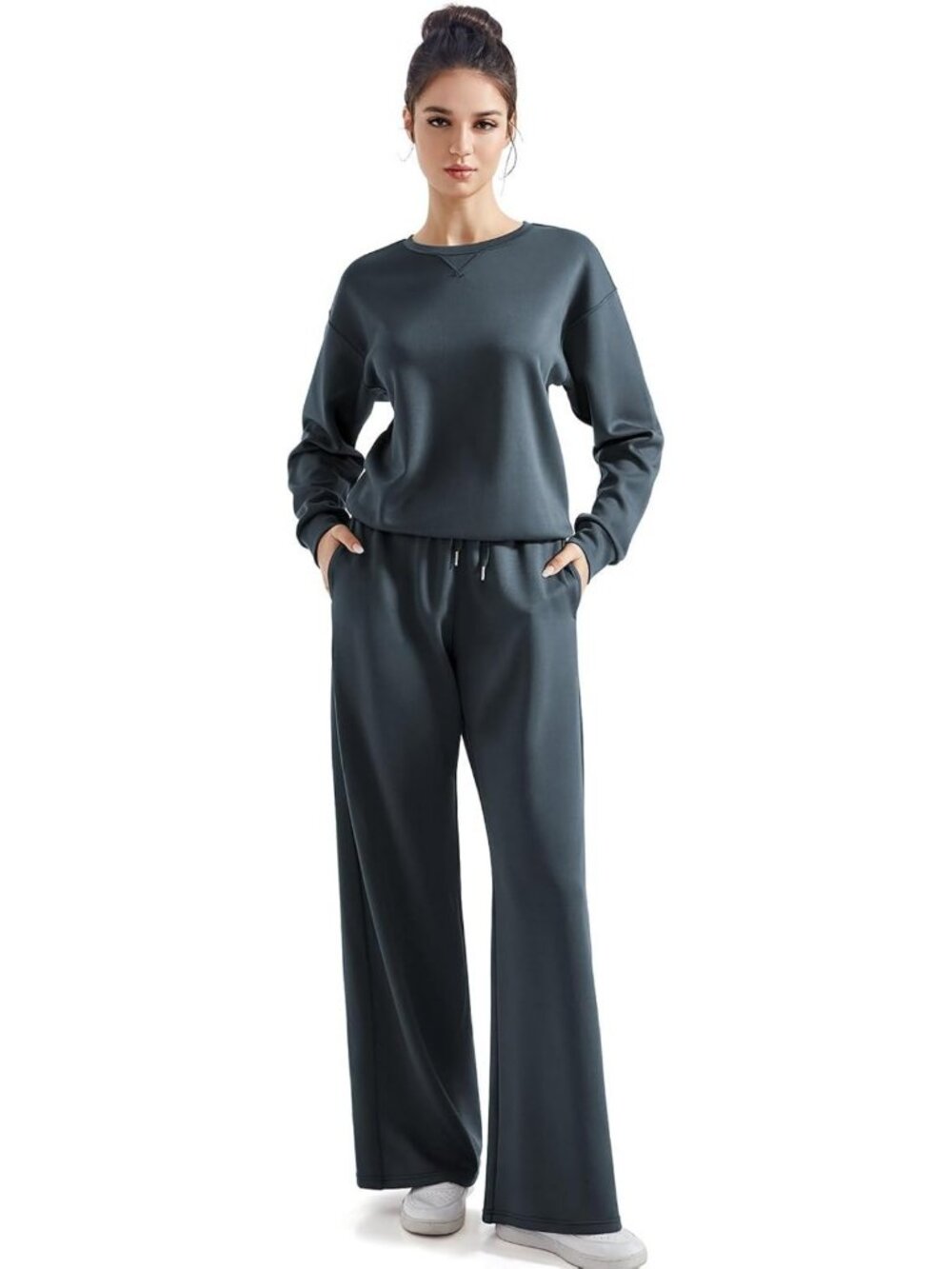 Cozy 2-Piece Fall Outfit: Oversized Sweatshirt & Wide Leg Pants Set